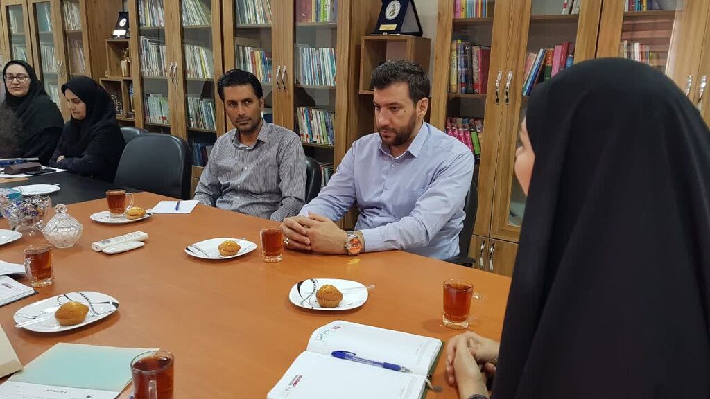 دهمین نشست شورای فرهنگی کانون کرمانشاه