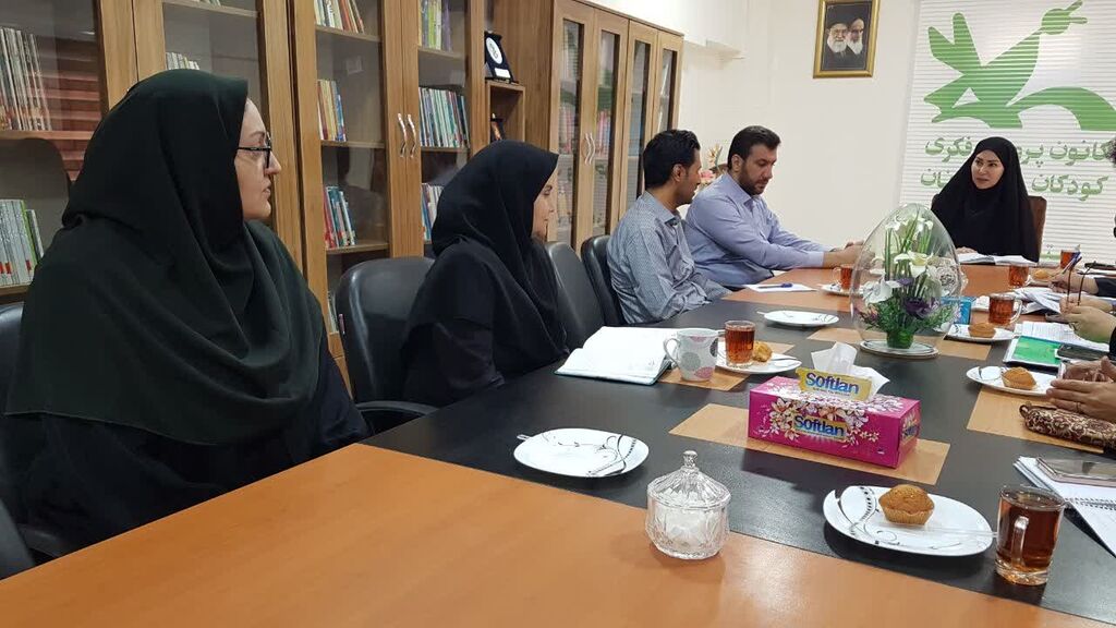 دهمین نشست شورای فرهنگی کانون کرمانشاه