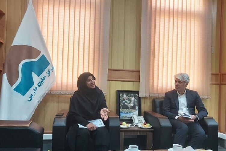 برگزاری نشست مشترک مدیران کل کانون هرمزگان و صدا و سیمای مرکز خلیج فارس