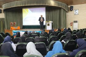 کارگاه «یادگیری با امضاء شخصی» در شیراز برگزار شد
