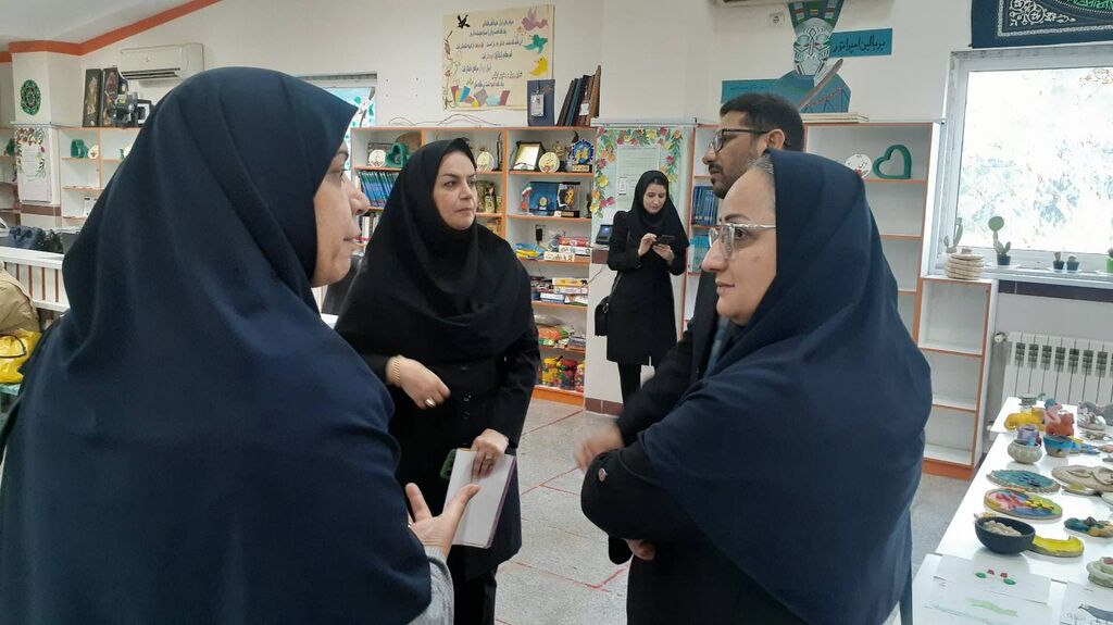 نمایشگاه آثار حسیـلمسی ویژه کودکان و نوجوانان با نیازهای ویژه در چالوس برگزار شد