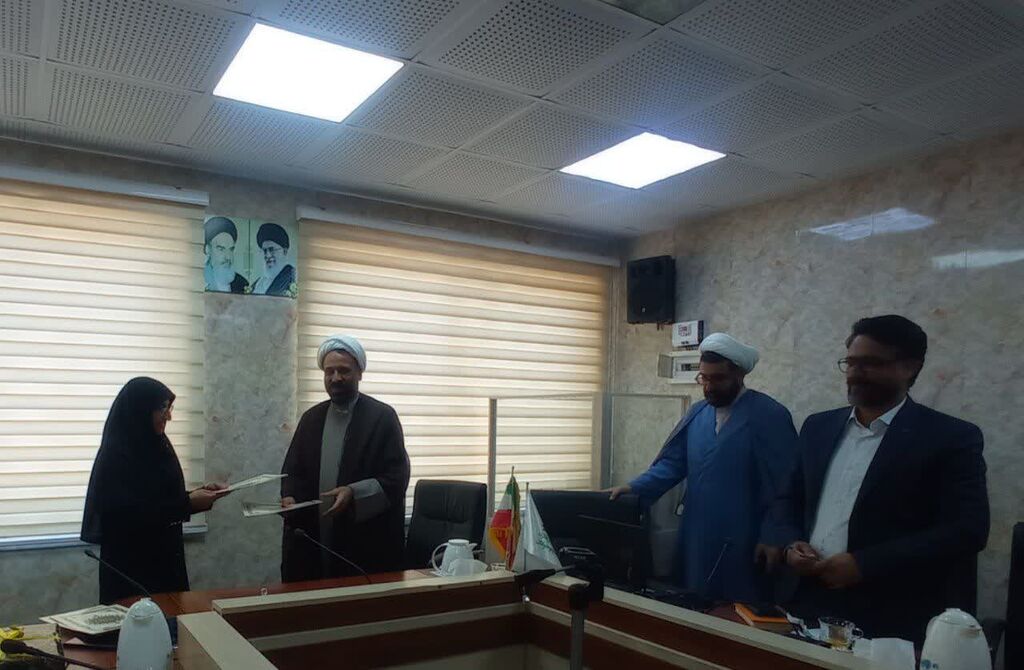 انعقاد تفاهم نامه فی مابین کانون هرمزگان وستاد اقامه نماز استان