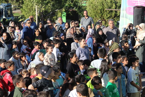 پارک ائل گلی تبریز میزبان چهارمین روز تماشاخانه سیار کانون با حضور مجموعه تلوزیونی مل مل1