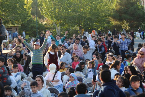 پارک ائل گلی تبریز میزبان چهارمین روز تماشاخانه سیار کانون با حضور مجموعه تلوزیونی مل مل1