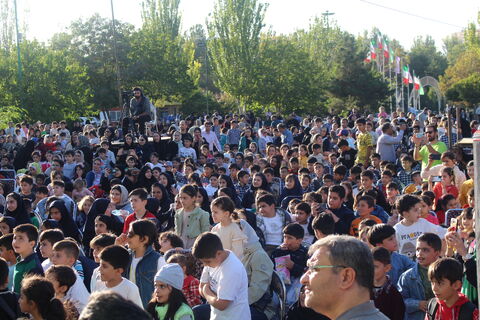 پارک ائل گلی تبریز میزبان چهارمین روز تماشاخانه سیار کانون با حضور مجموعه تلوزیونی مل مل1
