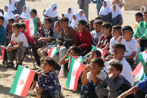 تماشاخانه سیار در آخرین روز از حضور خود در استان، میهمان روستای اورتاسو چاراویماق شد.