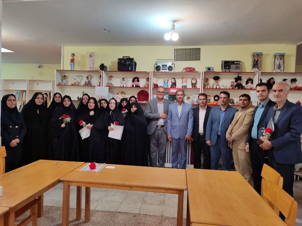 تقدیر از مدیران و معاونین پرورشی همراه با طرح «کانونیاران»