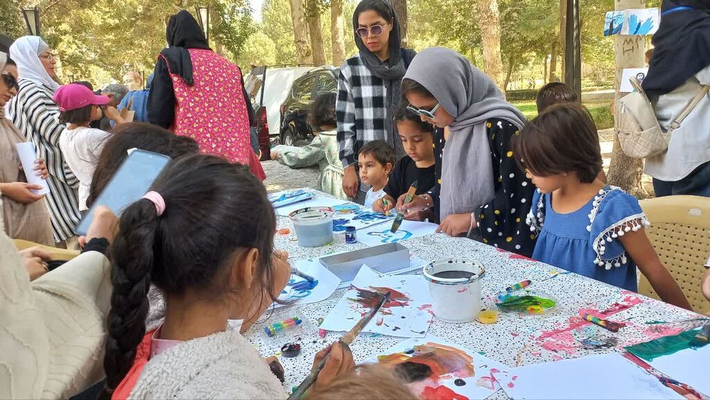 حضور فعال کانون در رویداد گردشگری در آرامگاه حکیم فردوسی