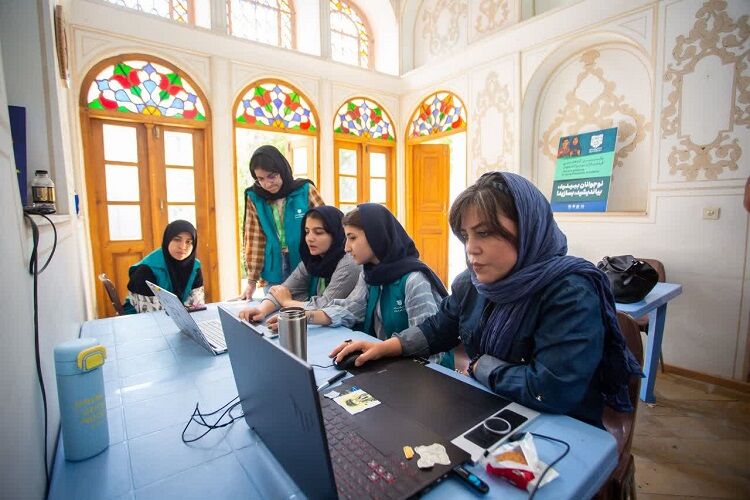 هدفم ترکیب هوش مصنوعی با انیمیشن است