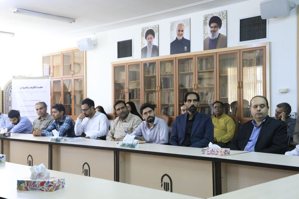 دیدار کارکنان کانون پرورش فکری با نماینده معزز ولی فقیه