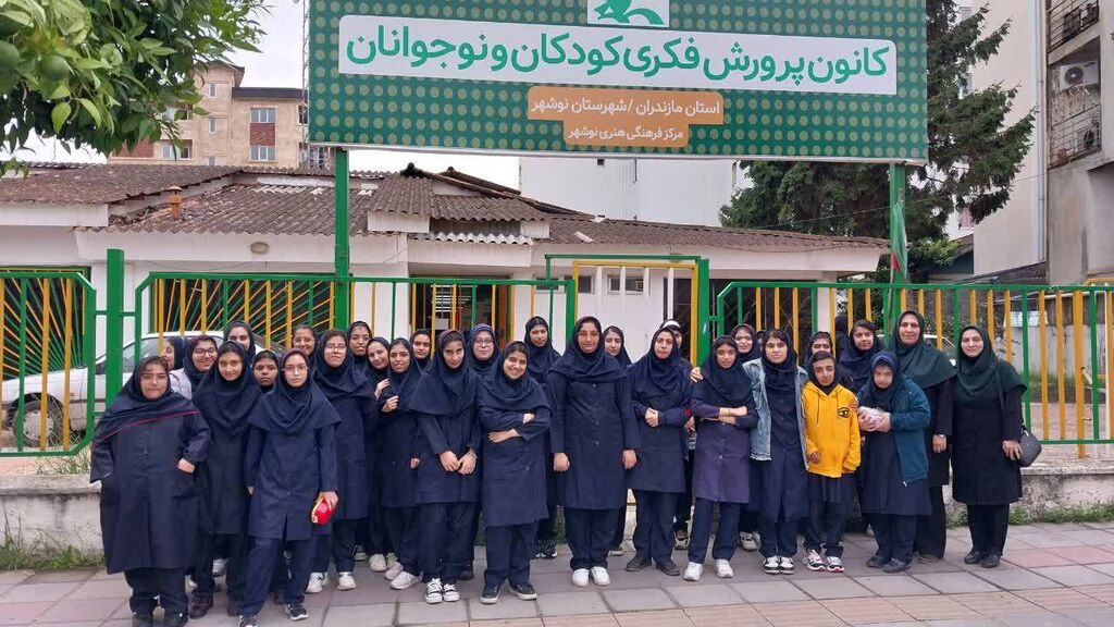 نمایشگاه کتابهای حسیلمسی ویژه کودکان با نیازهای ویژه در نوشهر برگزار شد