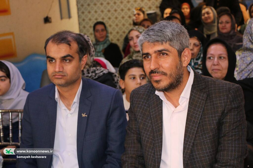 نواخته شدن زنگ غنچهها برای ۴۲ هزار نو آموز در فارس