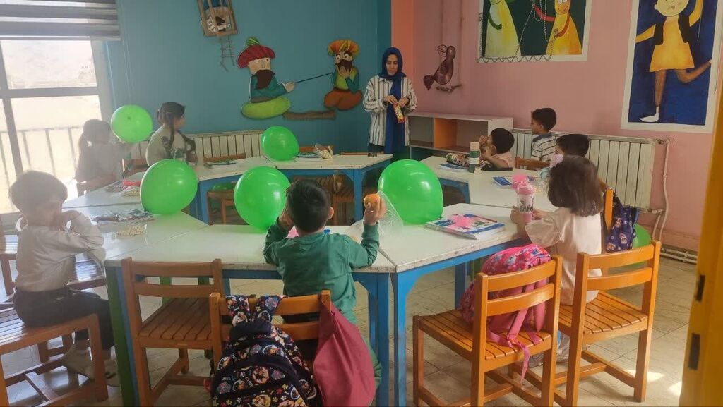 دوره گام‌های نخستین برای دومین سال متوالی در مرکز مجتمع کانون کرج