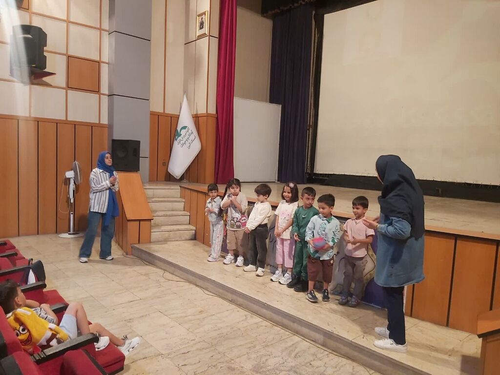 دوره گام‌های نخستین برای دومین سال متوالی در مرکز مجتمع کانون کرج