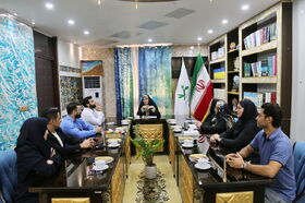 نشست مشترک مدیرکل کانون استان بوشهر با اعضای خانه مشارکت‌های مردمی