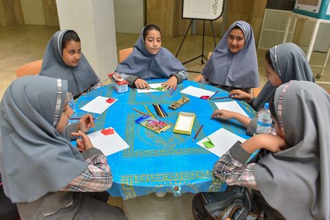 نمایشگاه آثار برگزیده نقاشی و تصویرگری کودکان و نوجوانان با عنوان" کودکان روایت می‌کنند، "وطن، مقاومت و غزه"
