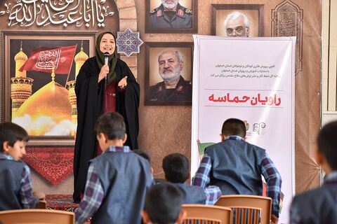نمایشگاه آثار برگزیده نقاشی و تصویرگری کودکان و نوجوانان با عنوان" کودکان روایت می‌کنند، "وطن، مقاومت و غزه"