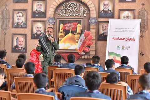 نمایشگاه آثار برگزیده نقاشی و تصویرگری کودکان و نوجوانان با عنوان" کودکان روایت می‌کنند، "وطن، مقاومت و غزه"