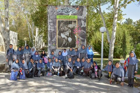 نمایشگاه آثار برگزیده نقاشی و تصویرگری کودکان و نوجوانان با عنوان" کودکان روایت می‌کنند، "وطن، مقاومت و غزه"