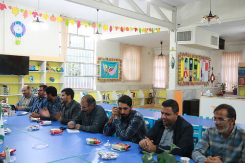 پارلمان کودک_مرکزی