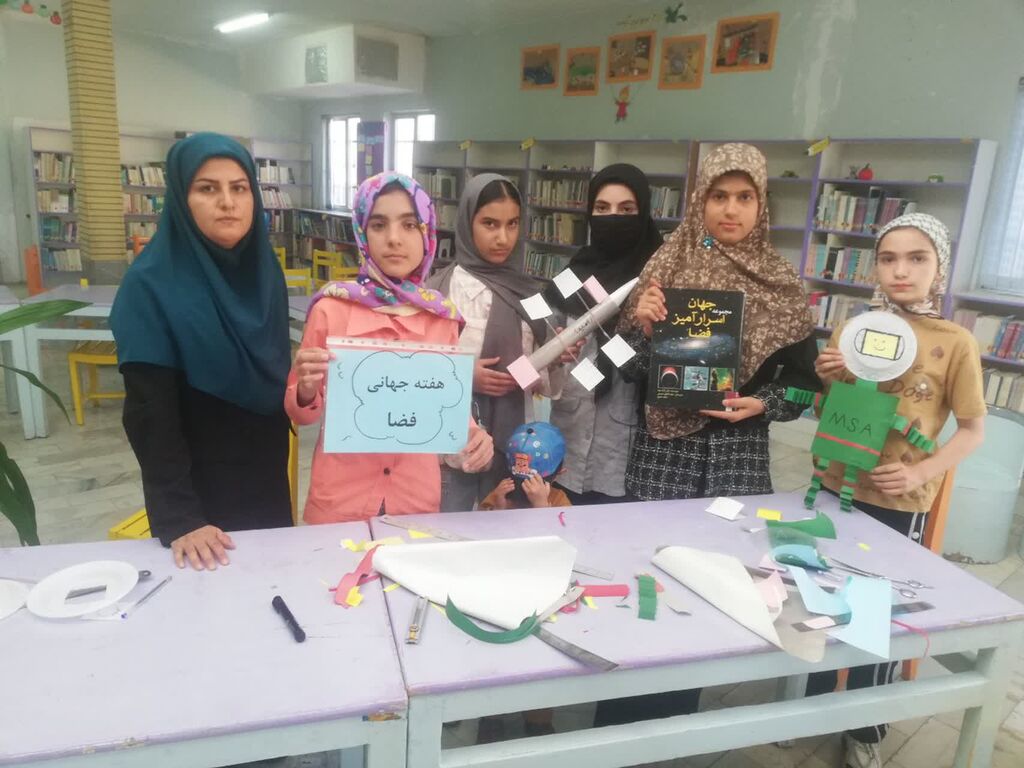 اجرای برنامه زندگی در فضا در مراکز کانون همدان