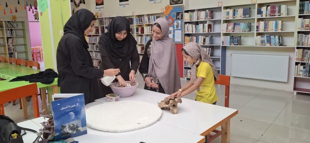 اجرای برنامه زندگی در فضا در مراکز کانون همدان