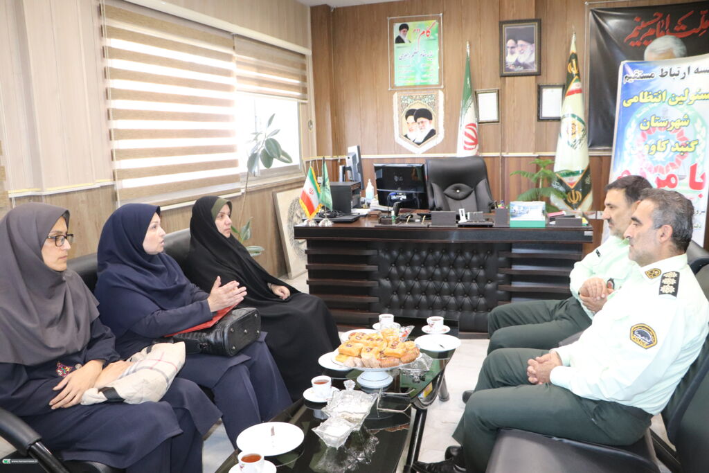 مدیرکل کانون گلستان با فرمانده انتظامی گنبدکاووس دیدار کرد