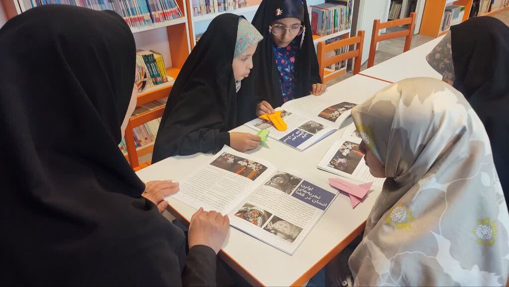 اجرای برنامه زندگی در فضا در مراکز کانون همدان