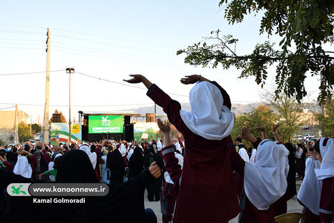 تماشاخانه سیار کانون پرورش فکری در شهر چغابل