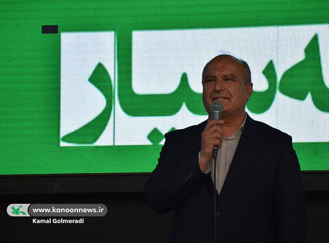 تماشاخانه سیار کانون پرورش فکری در شهر چغابل