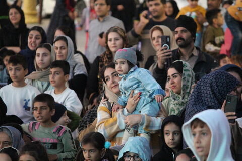 تماشاخانه سیار کانون به ایستگاه پایانی خود در استان آذربایجان شرقی، به هشترود و میانه رسید