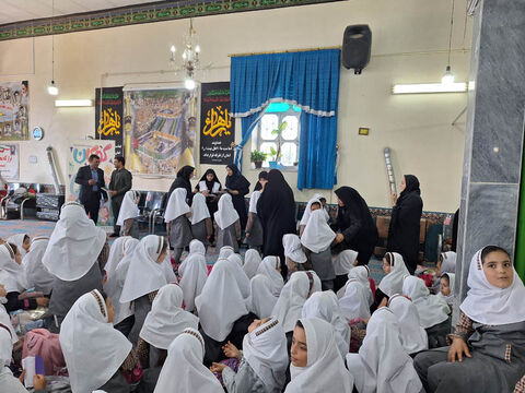 همراه با کاروان پیک امید/ جشن کودکان سوها در هفته ملی کودک