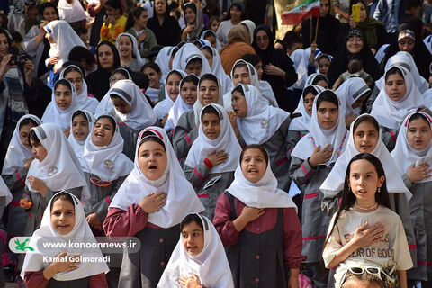 شادی کودکان ونوجوانان بروجرد لرستان با حضور تماشاخانه سیار