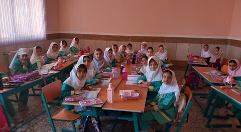 مراکز کانون در اولین روز از هفته ملی کودک