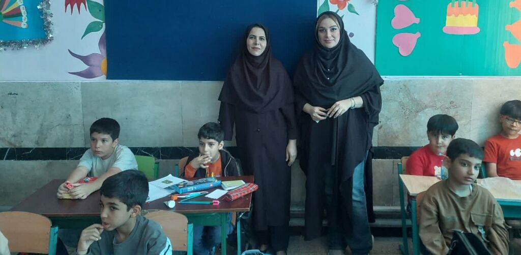 مربیان مرکز شماره ۴ کانون کرمانشاه دانشآموزان را به دنیای کهکشانها بردند