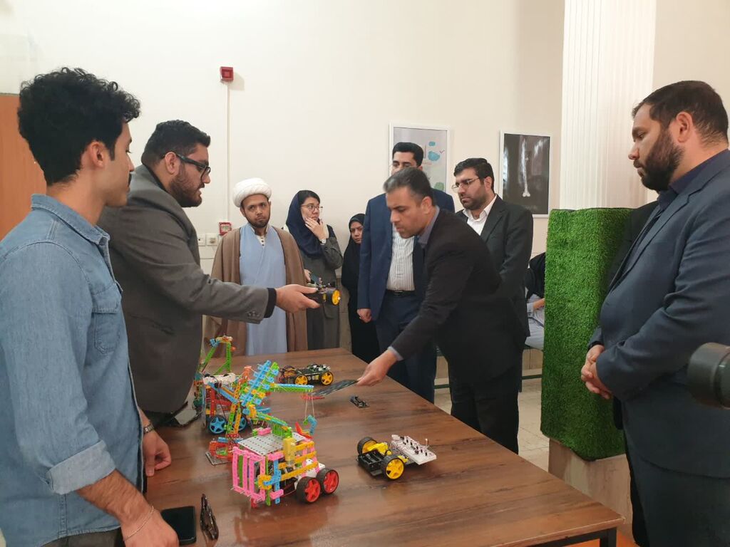 اولین کانون علوم و فناوریهای خراسان رضوی در مشهد