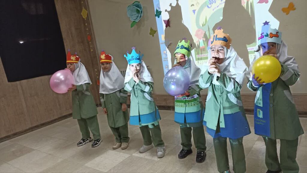 برنامههای هفته ملی کودک در مرکز شماره ۱ اسلامآباد غرب آغاز شد