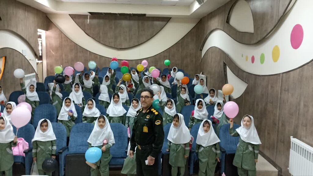 برنامههای هفته ملی کودک در مرکز شماره ۱ اسلامآباد غرب آغاز شد