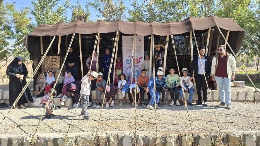 شکوه قصه و شادی در روز جهانی کودک در مناطق عشایری و روستایی سمیرم