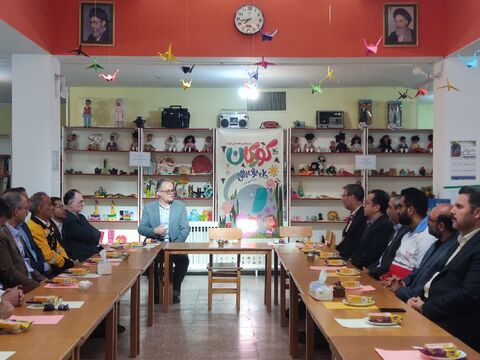 تبریک هفته ملی کودک از سوی روسای ادارات و مسئولین شهرستان کاشمر