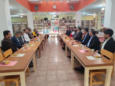 تبریک هفته ملی کودک از سوی روسای ادارات و مسئولین شهرستان کاشمر