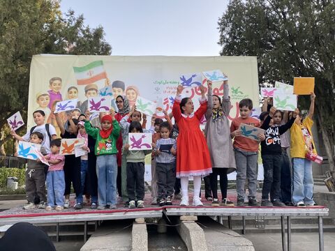جشن هفته ملی کودک در آرامگاه بوعلی