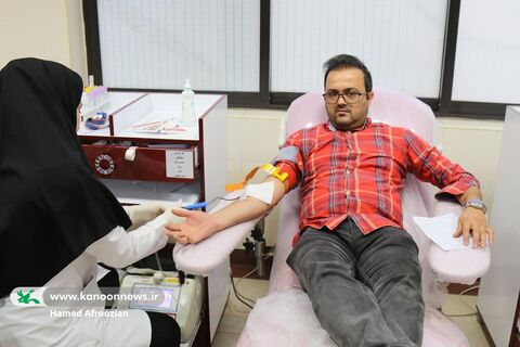 اهدای خون کارکنان کانون پرورش فکری مازندران به مناسبت روز جهانی کودک