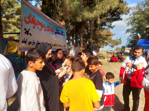 شادی دو جشن در قره‌قباق پارس‌آباد؛ برداشت پنبه و هفته ملی کودک