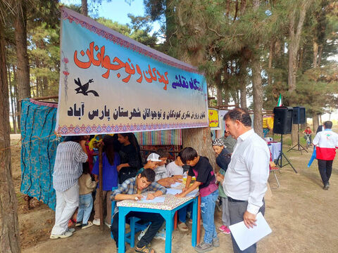 شادی دو جشن در قره‌قباق پارس‌آباد؛ برداشت پنبه و هفته ملی کودک