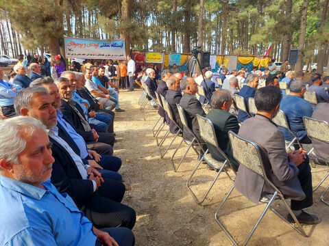 شادی دو جشن در قره‌قباق پارس‌آباد؛ برداشت پنبه و هفته ملی کودک