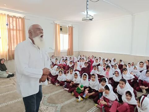 مرکز خمیر میزبان بابا علی قصه گو