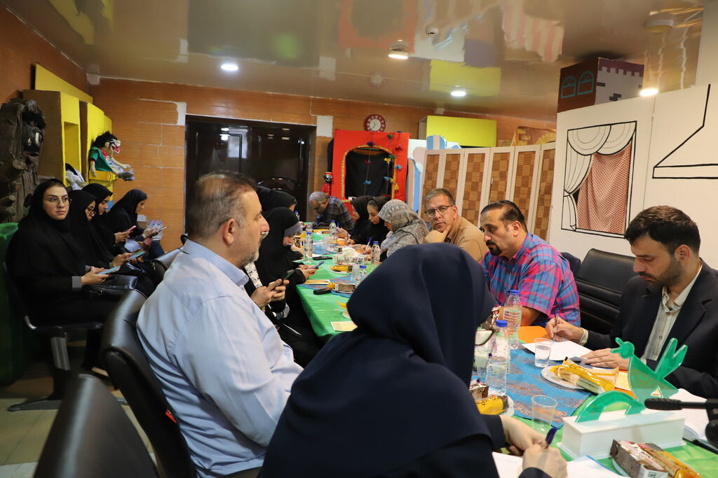 کانون پرورش فکری برای رشد و آیندهسازی کودکان برنامه دارد