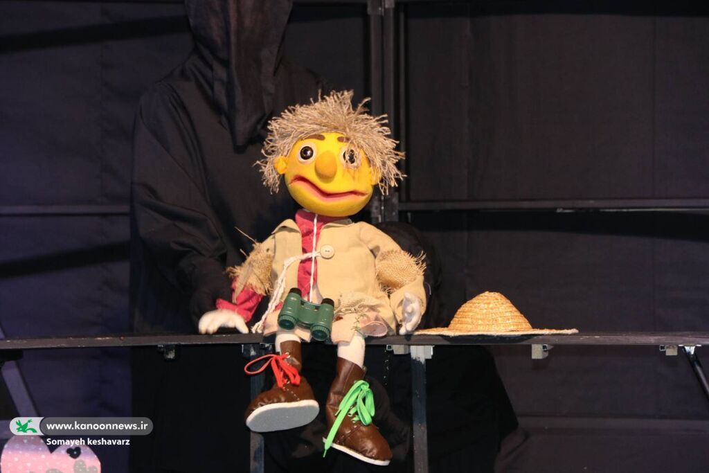 آغاز هفته ملی کودک با اجرای دو نمایش ویژه کودکان در کانون پرورش فکری فارس