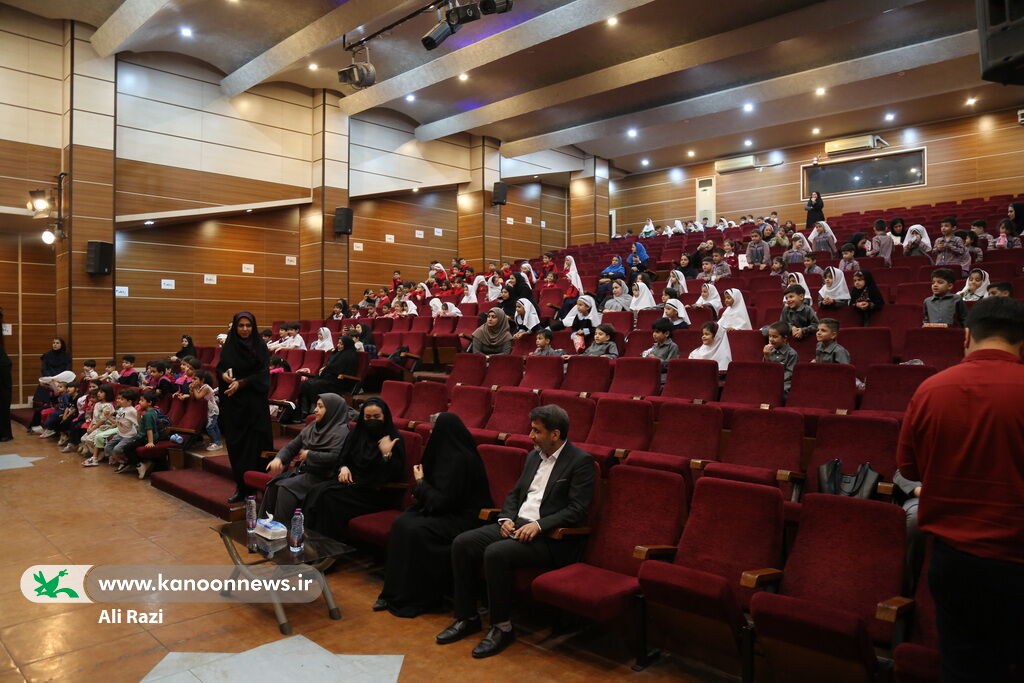 "جنگ شادی هزار لبخند" ویژه کودکان پیش‌دبستانی در بوشهر برگزار شد